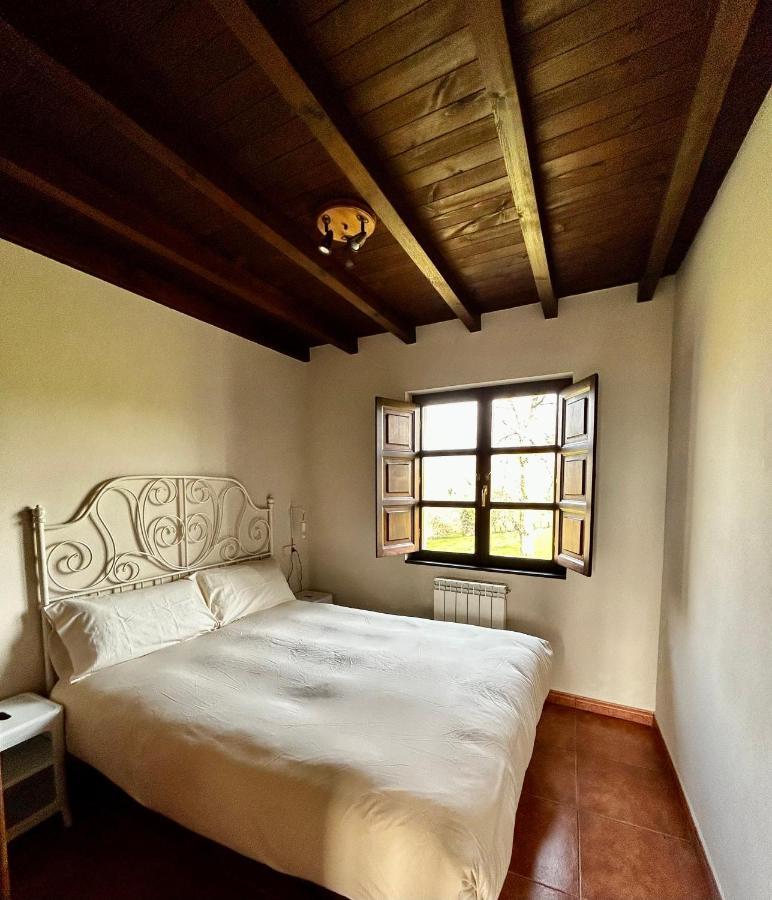 Casa La Maestra Apartment Arriondas Exterior photo